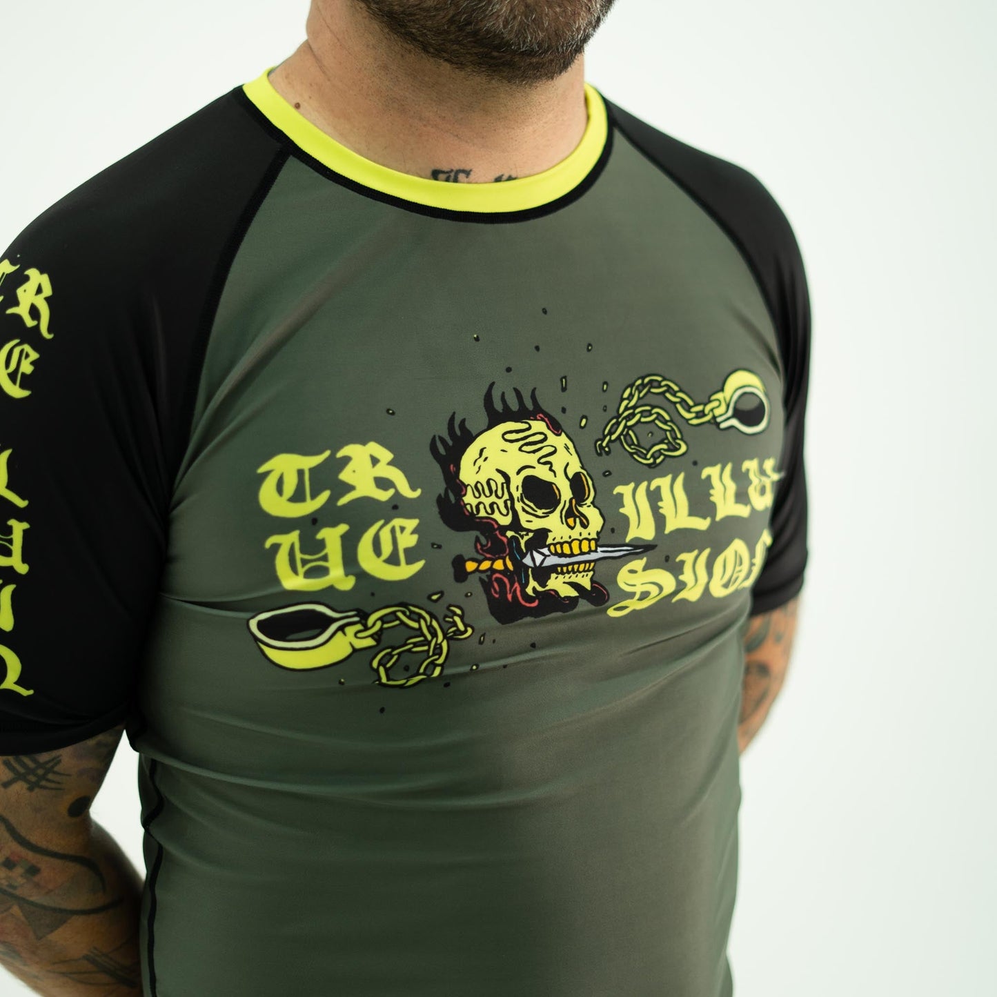 True Illusion Short Sleeve Rash Guard - Fire Skull